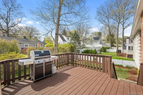 53 Jennings Road White Plains NY 10605