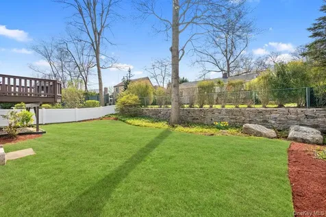 53 Jennings Road White Plains NY 10605