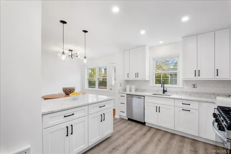 53 Jennings Road White Plains NY 10605