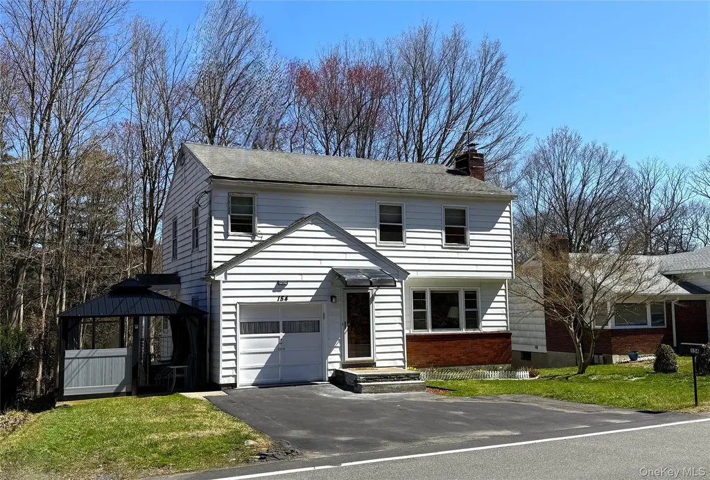 154 Old State Road Highland Falls NY 10928