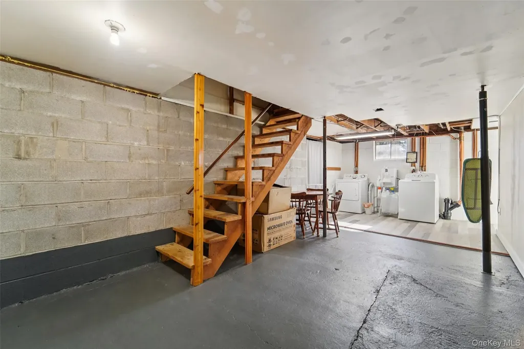 154 Old State Road Highland Falls NY 10928