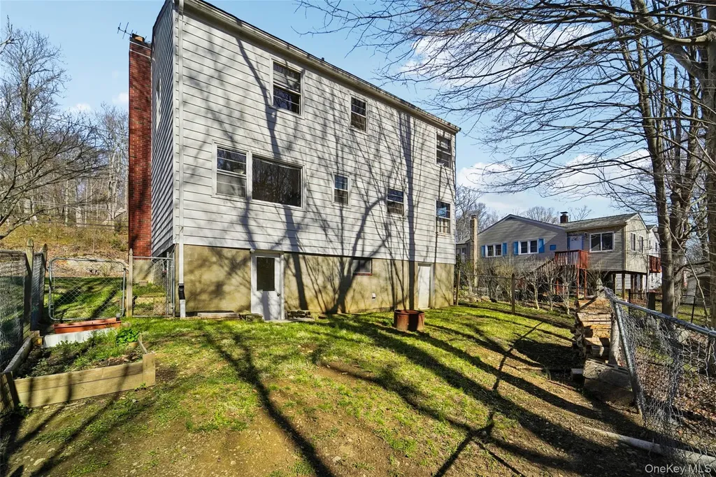 154 Old State Road Highland Falls NY 10928
