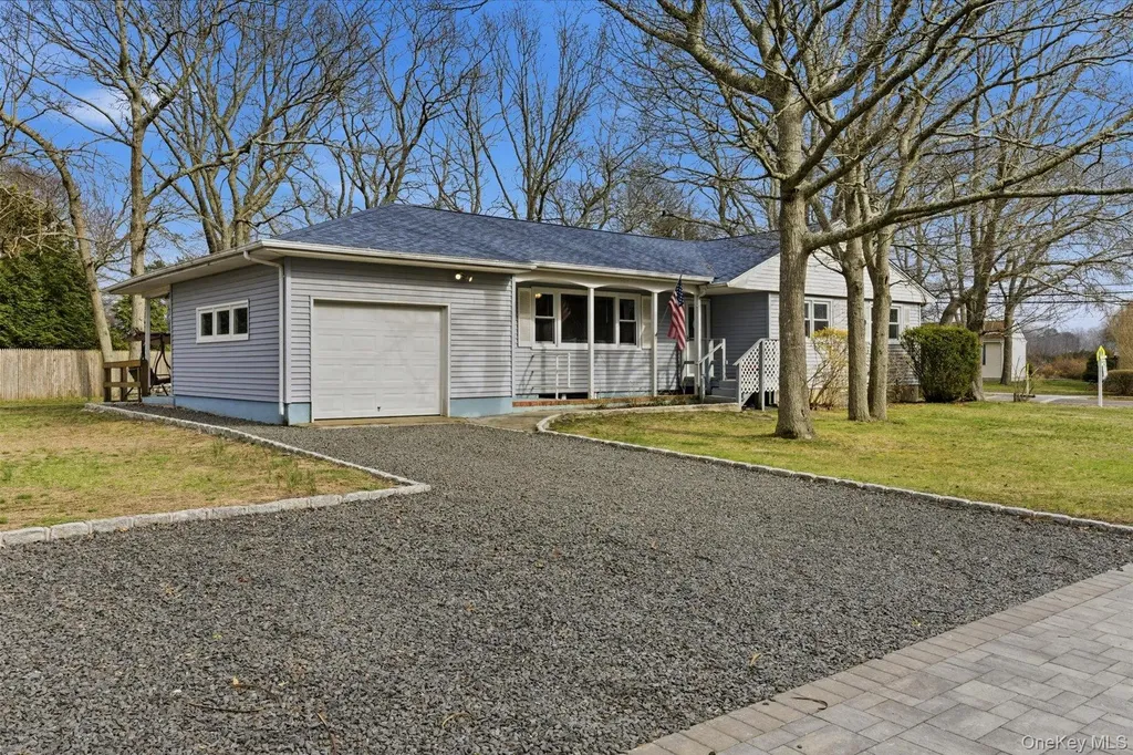 Hampton Bays NY, 51 Gravel Hill Road