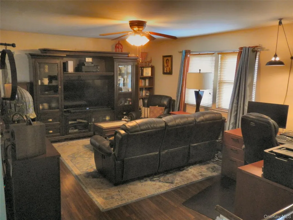 146 Millard Avenue West Babylon NY 11704
