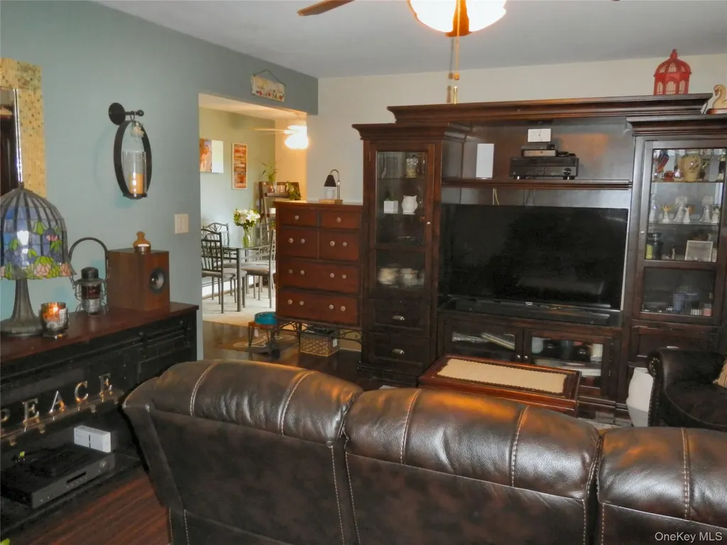 146 Millard Avenue West Babylon NY 11704