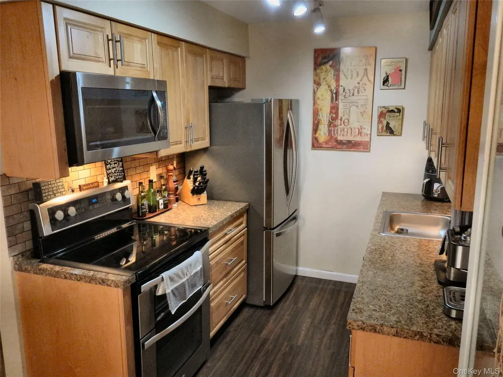 146 Millard Avenue West Babylon NY 11704