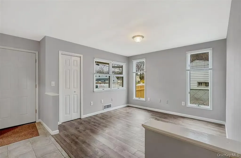 5 Lehigh Avenue Centereach NY 11720