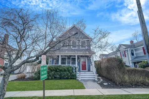 407 Wiggins Street Greenport NY 11944