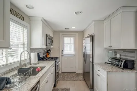 407 Wiggins Street Greenport NY 11944