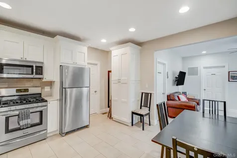 407 Wiggins Street Greenport NY 11944