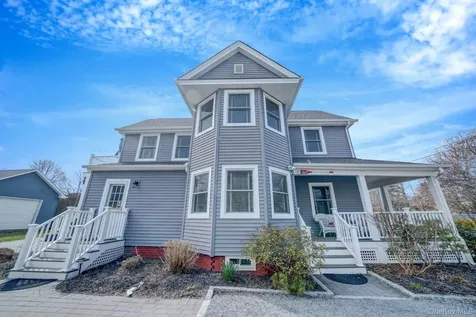 407 Wiggins Street Greenport NY 11944