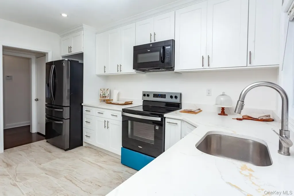 15 Waring Road Newburgh NY 12550