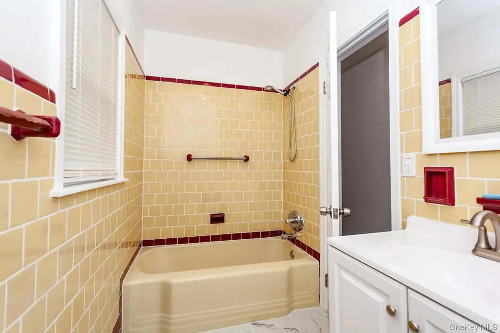 15 Waring Road Newburgh NY 12550