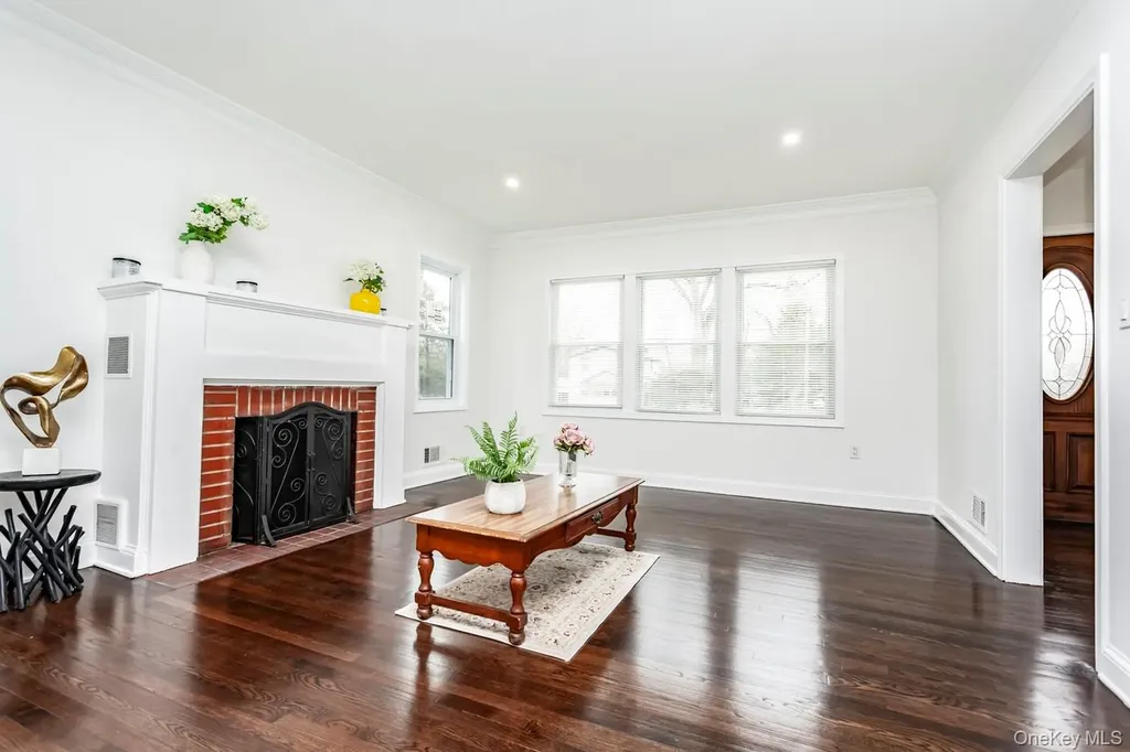 15 Waring Road Newburgh NY 12550