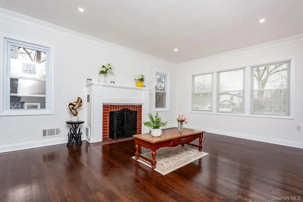 15 Waring Road Newburgh NY 12550
