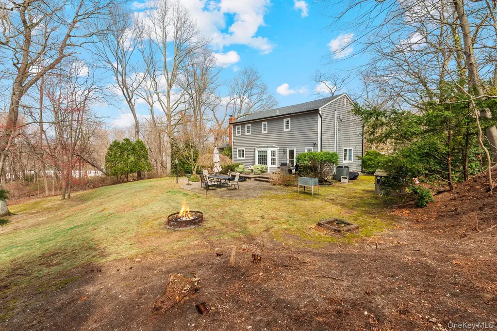 10 Old Route 25a Northport NY 11768