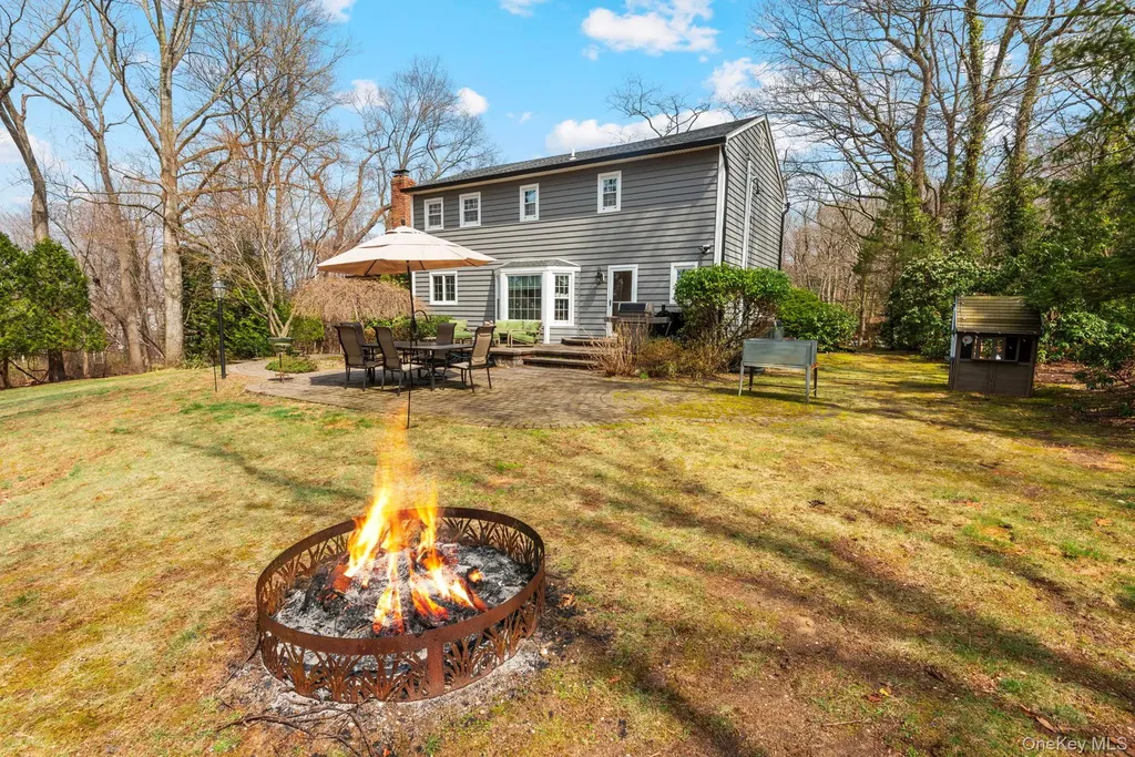 10 Old Route 25a Northport NY 11768