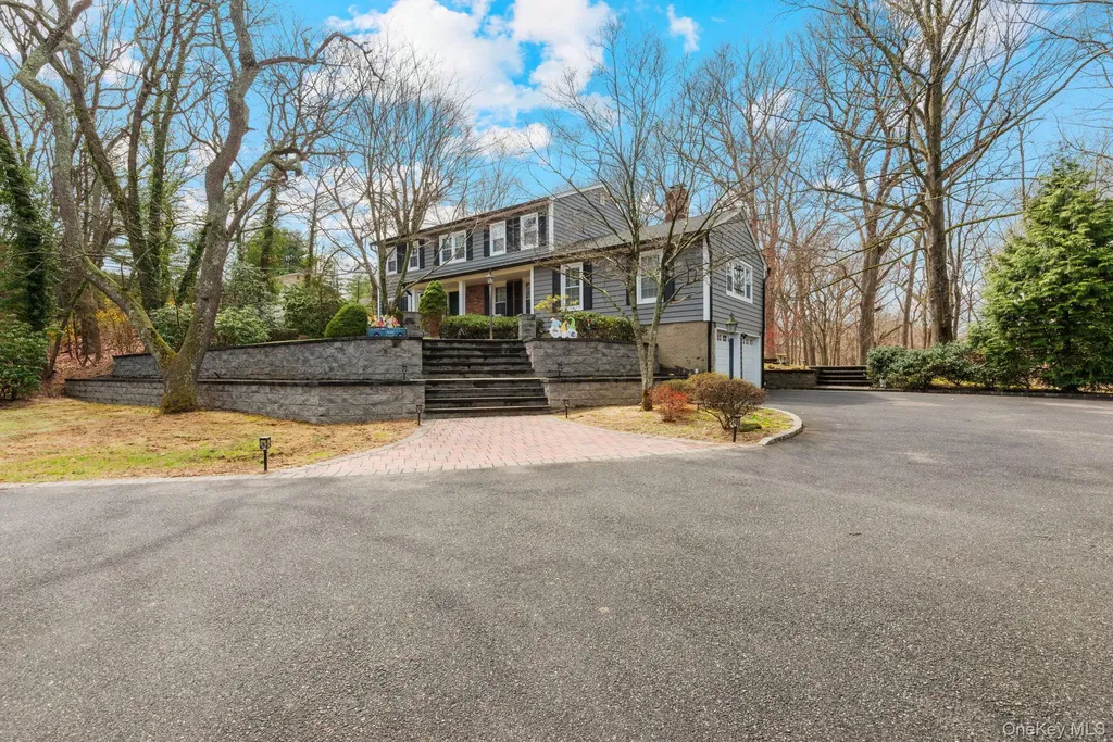 10 Old Route 25a Northport NY 11768
