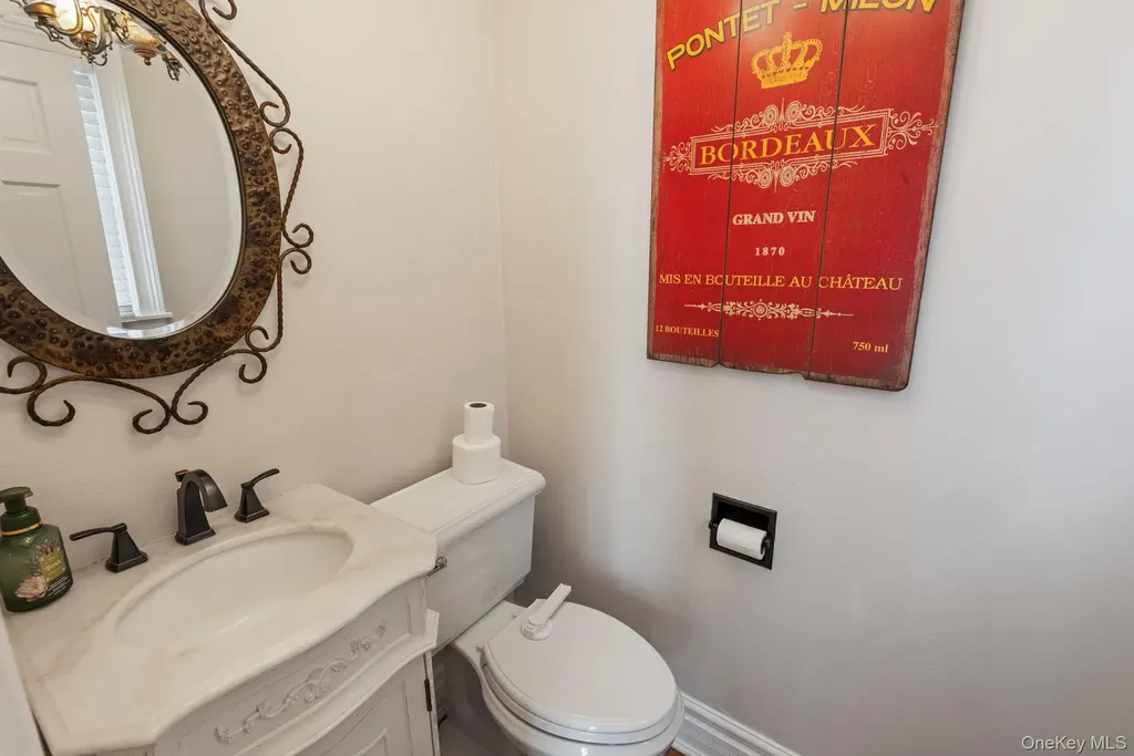 10 Old Route 25a Northport NY 11768