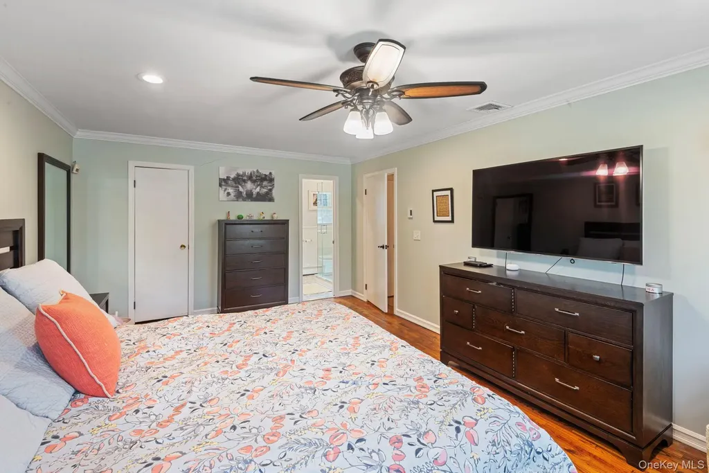 10 Old Route 25a Northport NY 11768