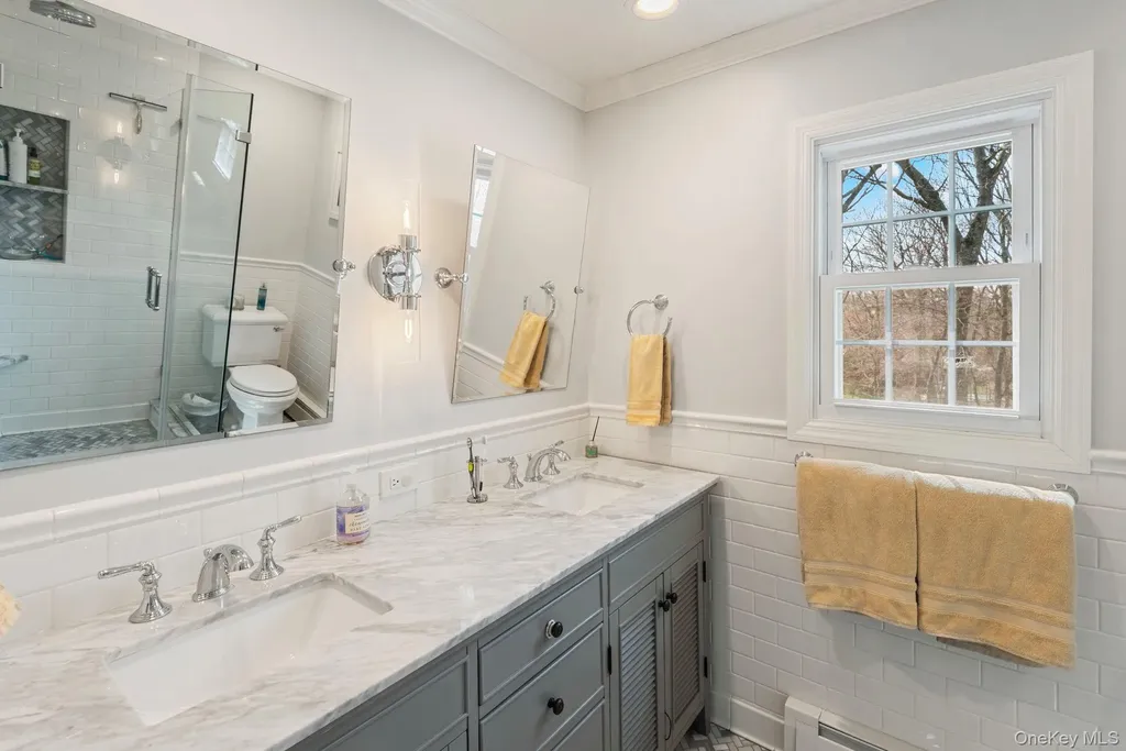 10 Old Route 25a Northport NY 11768