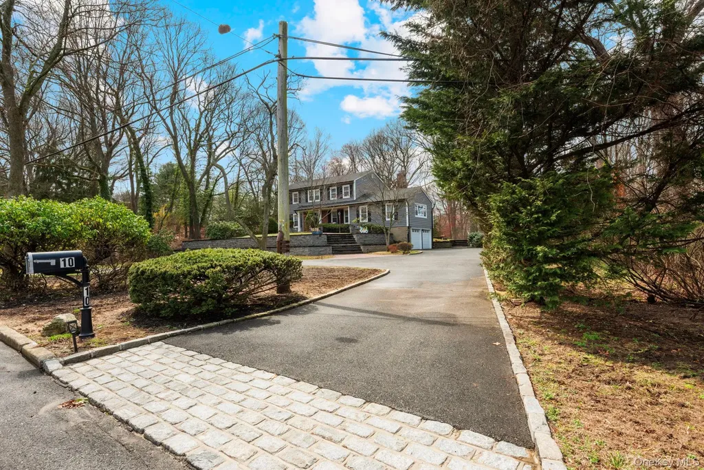 10 Old Route 25a Northport NY 11768