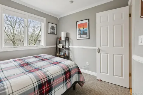 26 Village Green Bardonia NY 10954