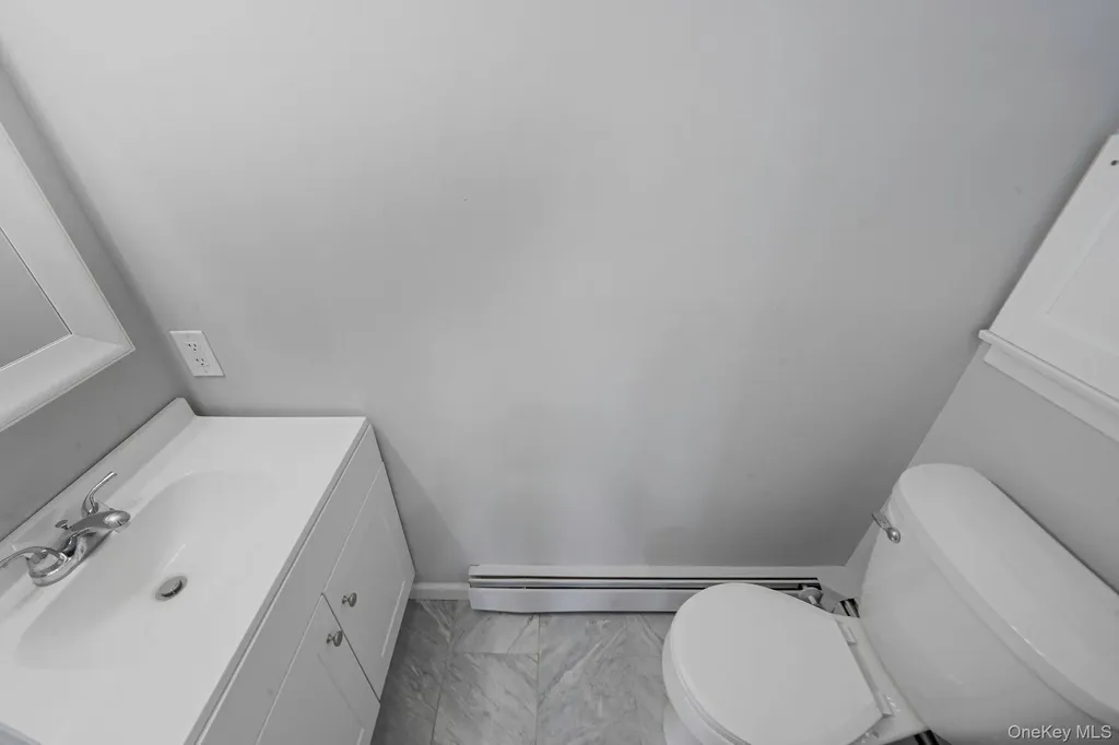 71 Loop Drive Sayville NY 11782