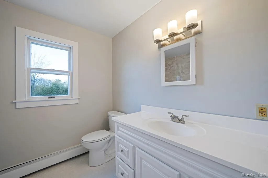 71 Loop Drive Sayville NY 11782