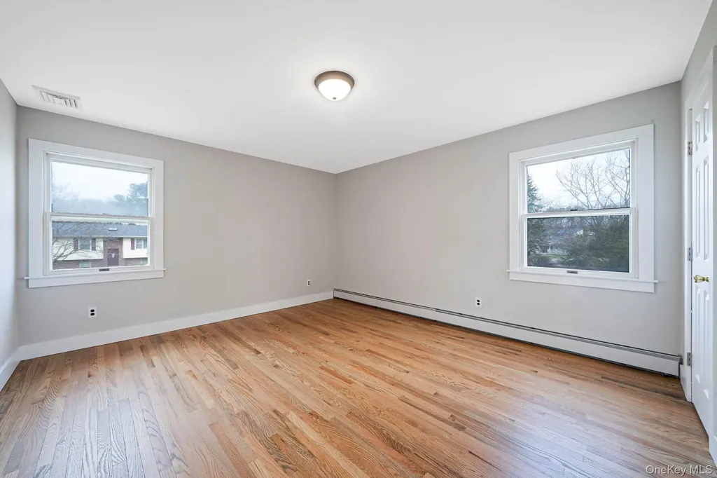71 Loop Drive Sayville NY 11782