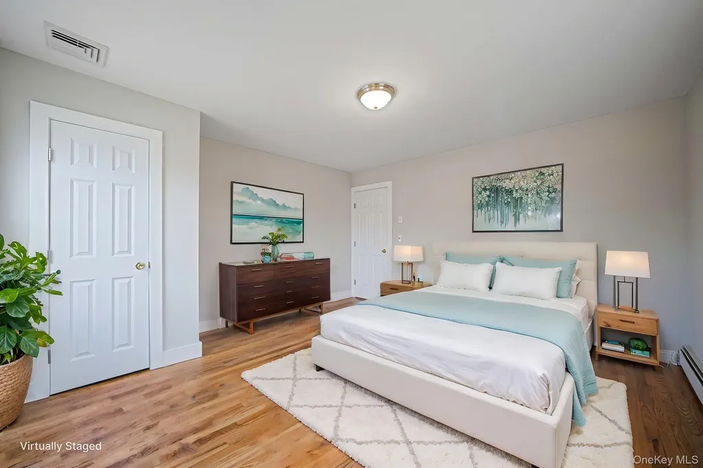 71 Loop Drive Sayville NY 11782