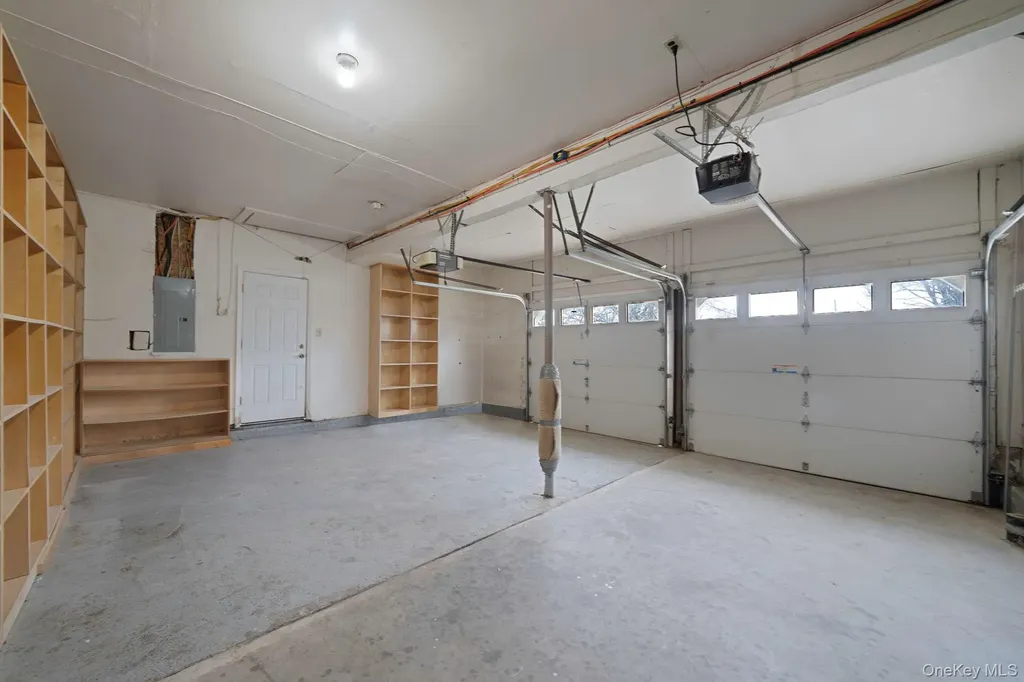 71 Loop Drive Sayville NY 11782