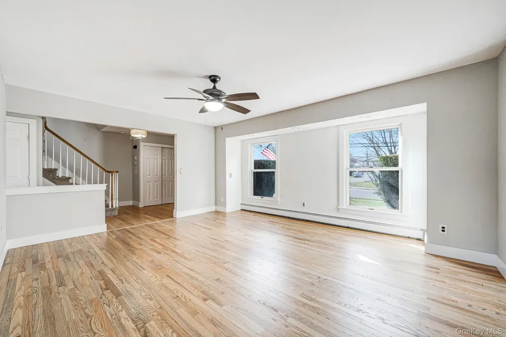 71 Loop Drive Sayville NY 11782