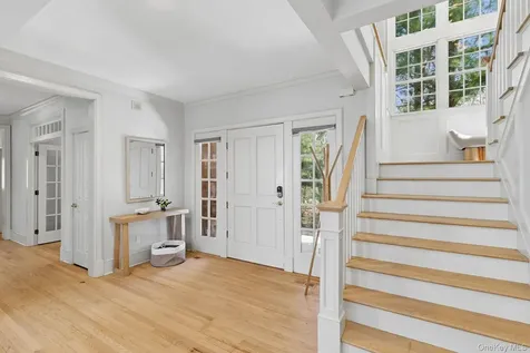 11 Owls Nest Lane East Hampton NY 11937