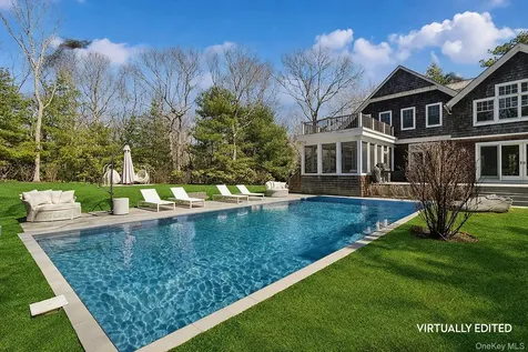 11 Owls Nest Lane East Hampton NY 11937