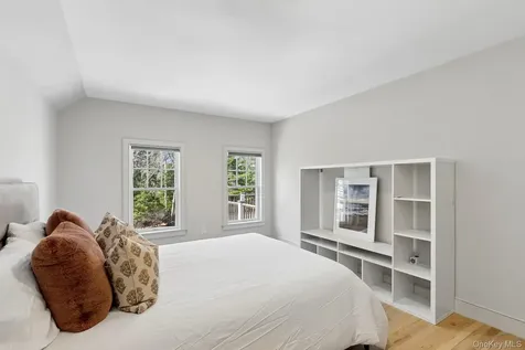 11 Owls Nest Lane East Hampton NY 11937
