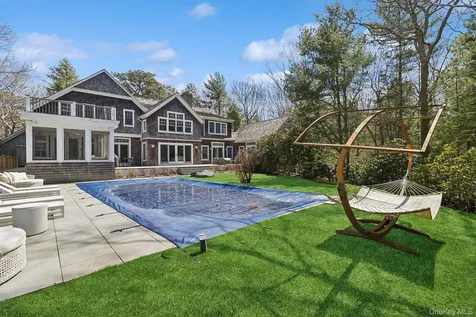 11 Owls Nest Lane East Hampton NY 11937