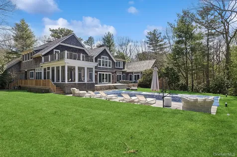11 Owls Nest Lane East Hampton NY 11937
