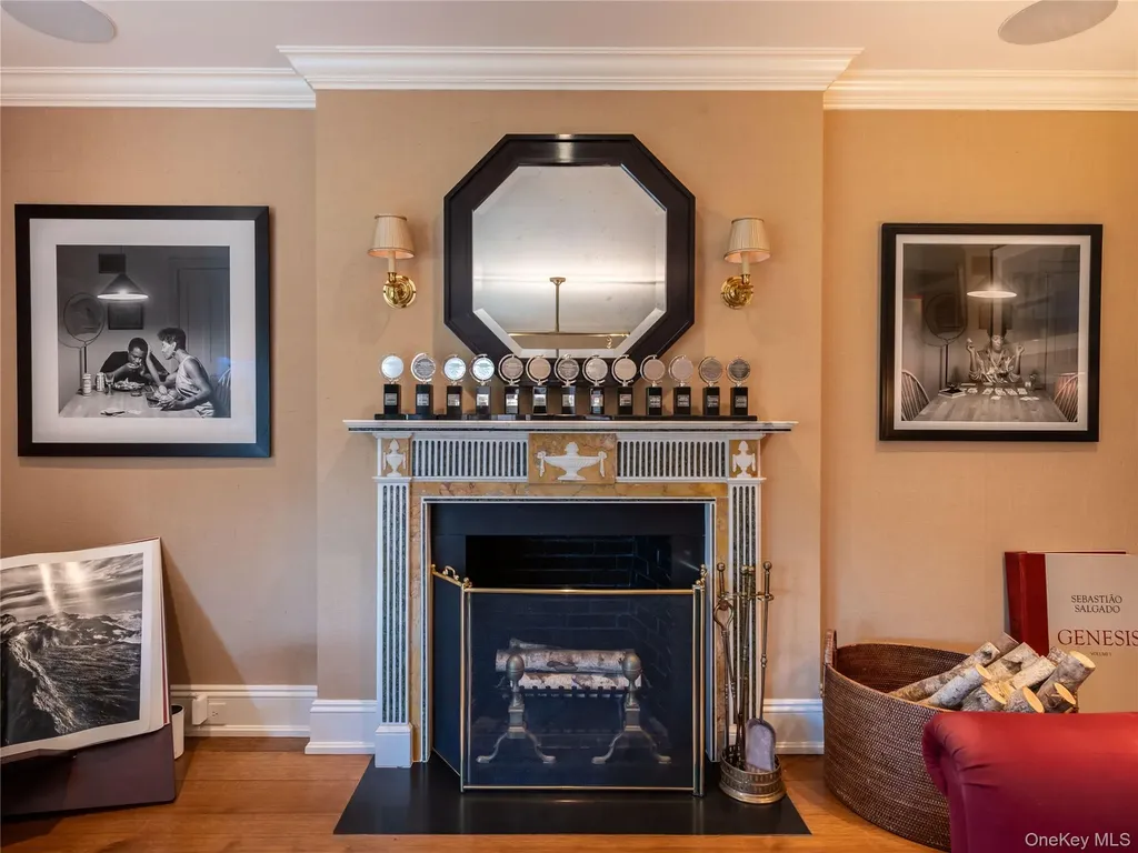 90 Elderfields Road Manhasset NY 11030