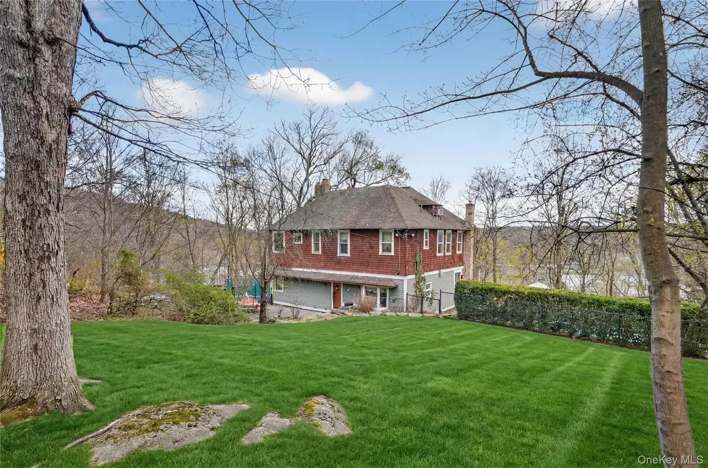 65 Rockledge Drive Suffern NY 10901