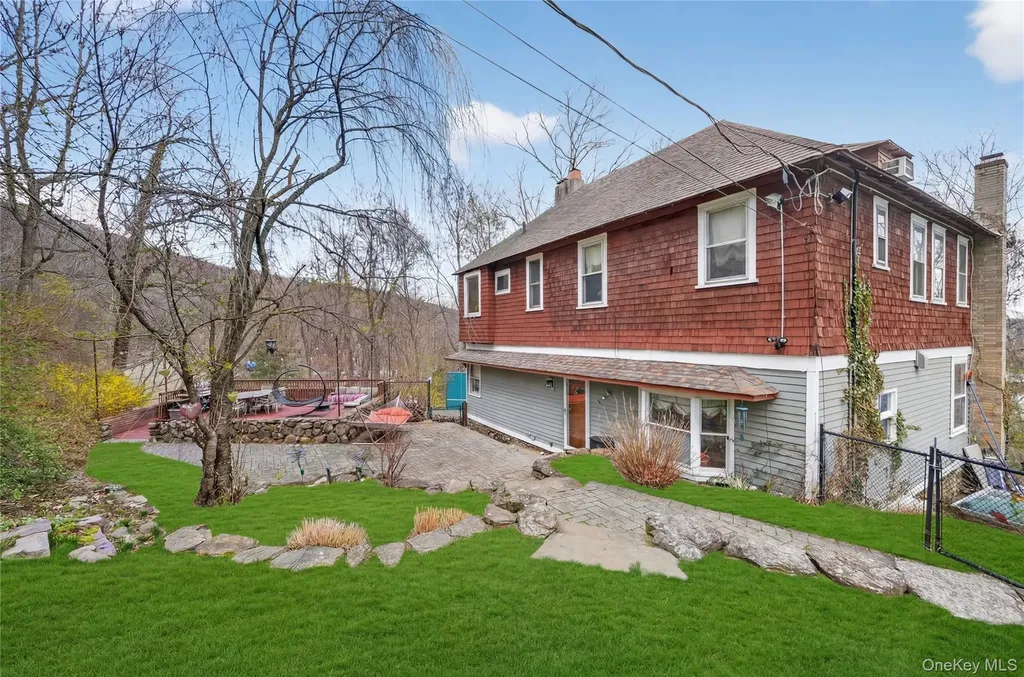 65 Rockledge Drive Suffern NY 10901