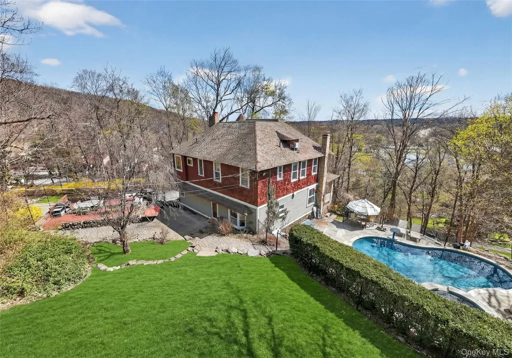 65 Rockledge Drive Suffern NY 10901