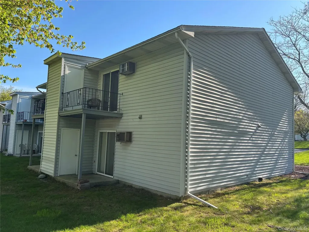 4 Locust Court Fishkill NY 12524