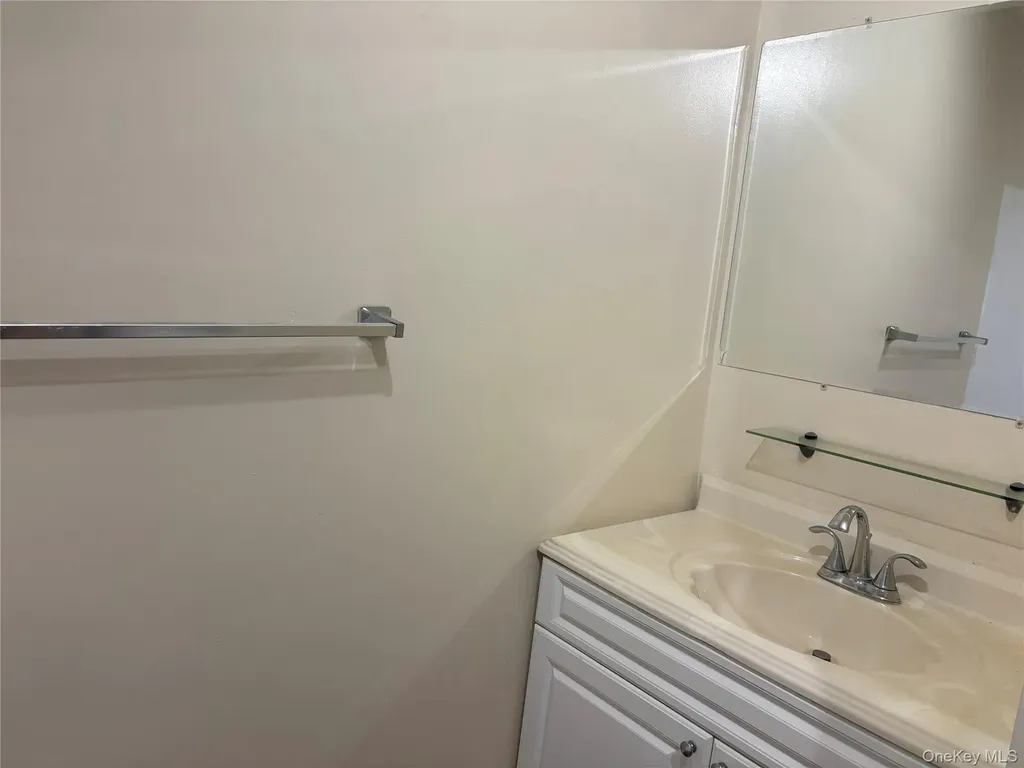 4 Locust Court Fishkill NY 12524