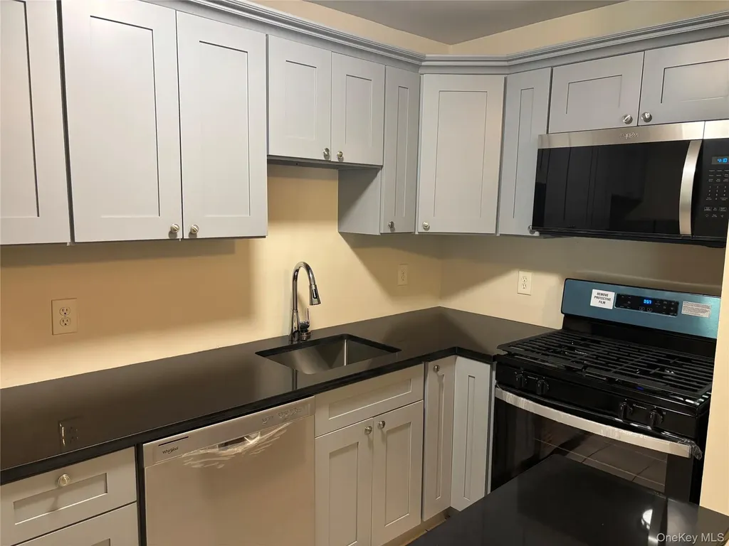 4 Locust Court Fishkill NY 12524