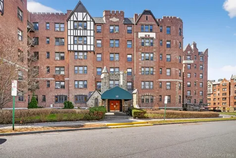 10 Nosband Avenue White Plains NY 10605