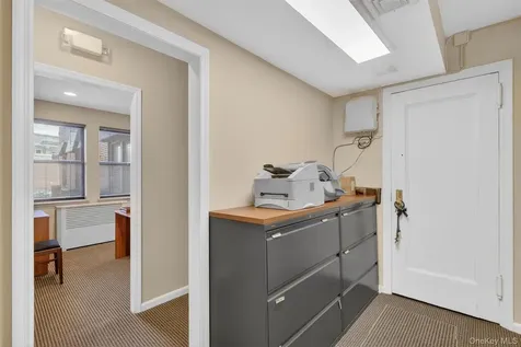 10 Nosband Avenue White Plains NY 10605