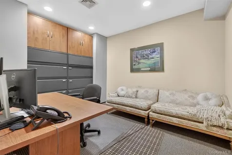 10 Nosband Avenue White Plains NY 10605