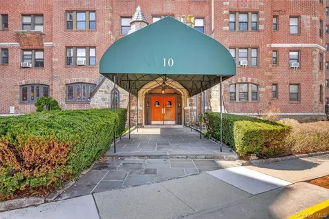 10 Nosband Avenue White Plains NY 10605