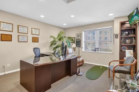 10 Nosband Avenue White Plains NY 10605